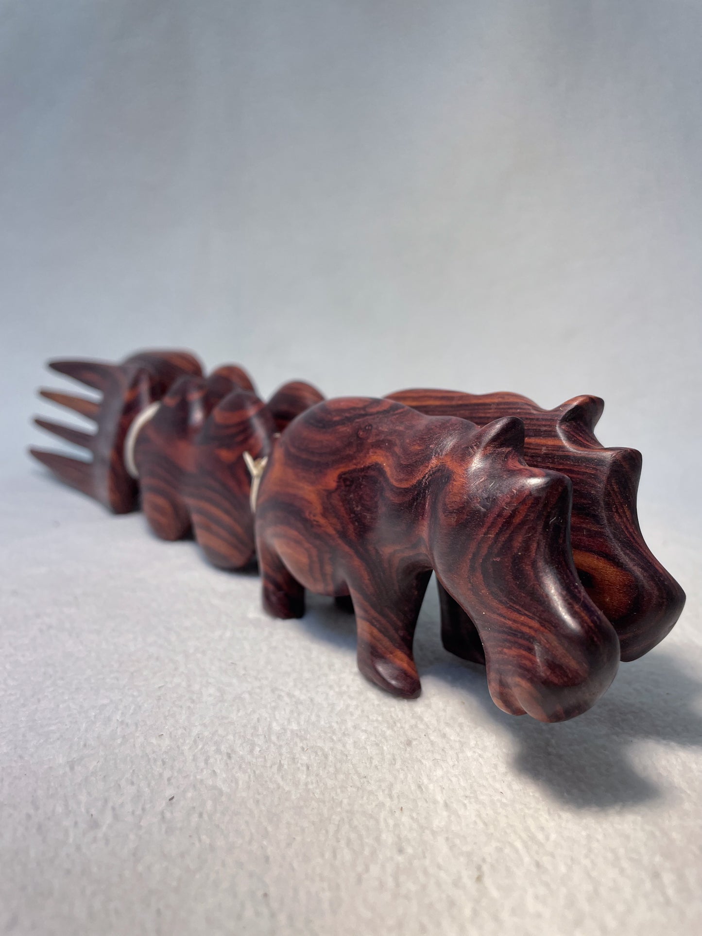 Ensemble de bols africains en bois faits à la main - 5 designs uniques aux motifs vivement peints