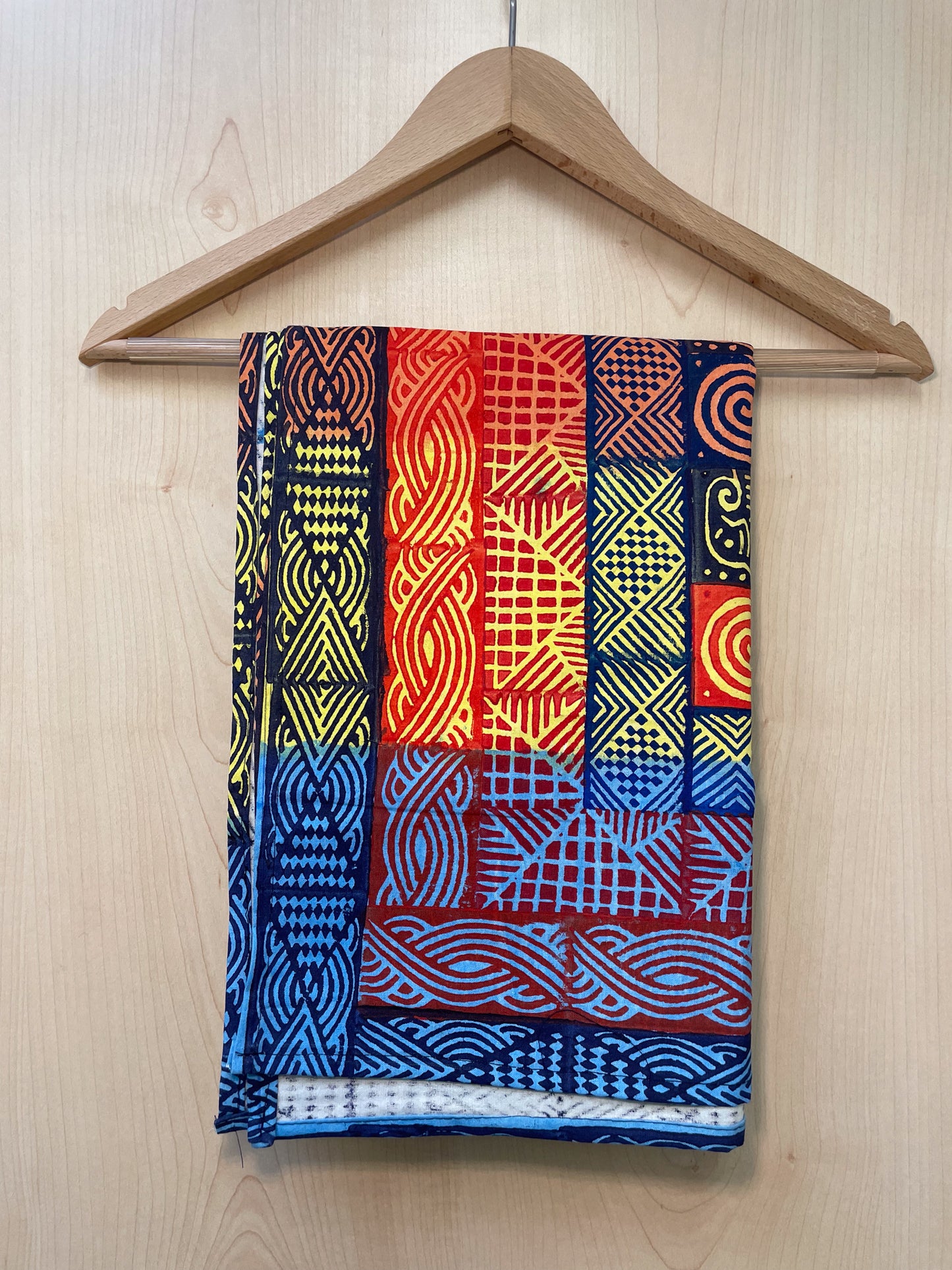 Ensemble de bols africains en bois faits à la main - 5 designs uniques aux motifs vivement peints