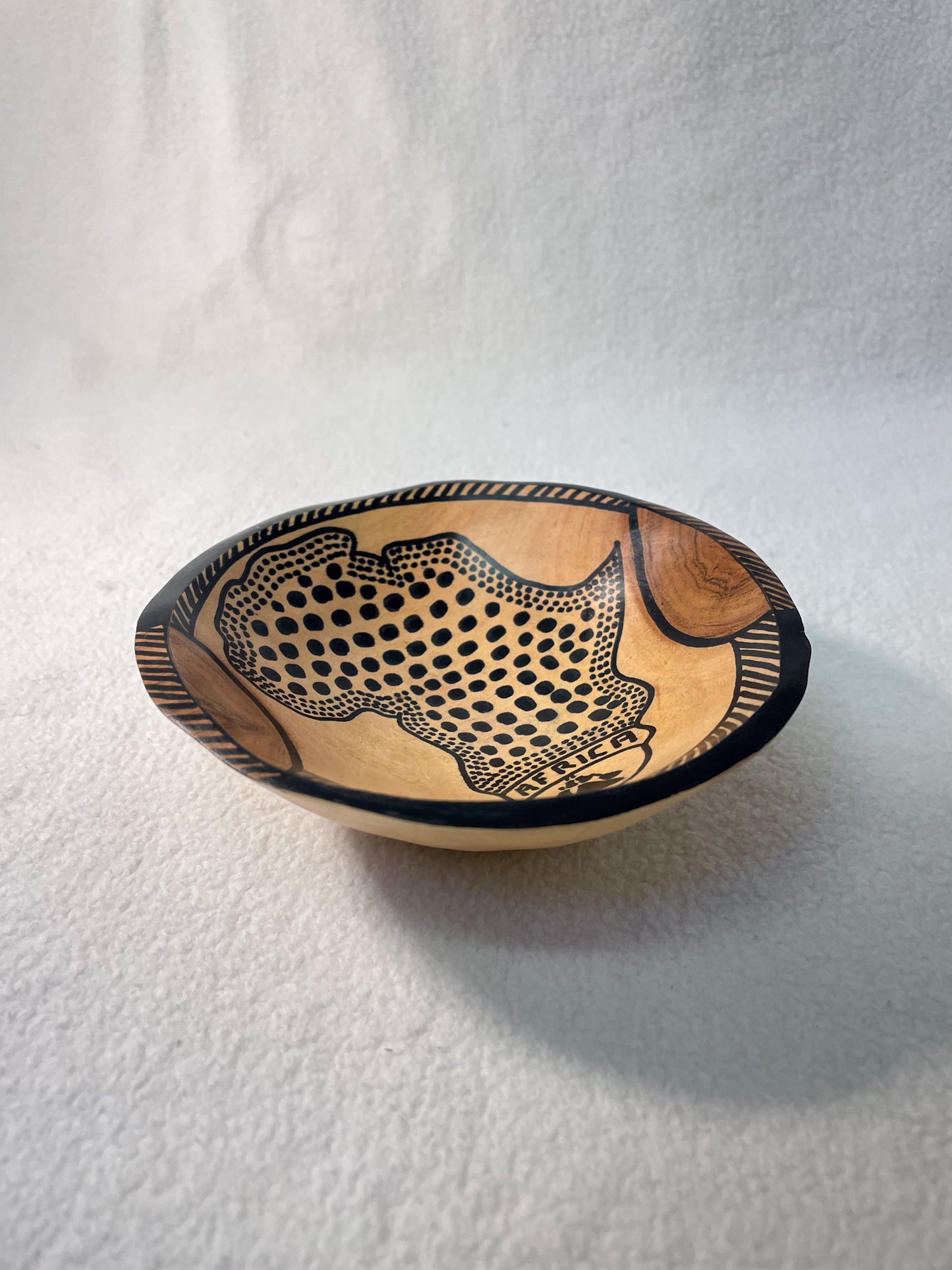 Ensemble de bols africains en bois faits à la main - 5 designs uniques aux motifs vivement peints